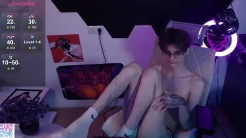 shiromy_ online show from June 2026 06:43:01 PM
