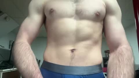 shirtlesshunk15 online show from February 2026 07:10:02 AM