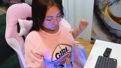 Snapshot of shizuka_wet chatting on December 2025 03:15:02 AM Shizuka online show from December 2025 03:15:02 AM