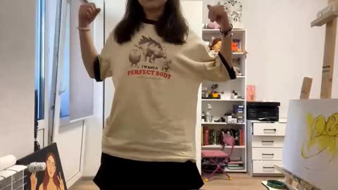 Marie online show from March 2026 01:11:02 PM