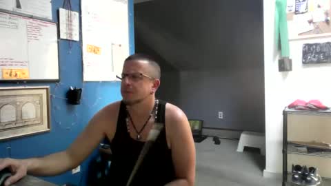 Snapshot of shortmel chatting on May 2026 10:07:01 PM shortmel online show from May 2026 10:07:01 PM