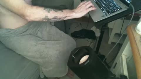 showofjay online show from December 2024 06:00:01 AM