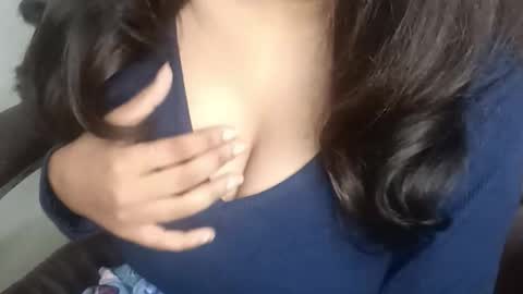 shreya_0 online show from December 2025 11:45:01 PM