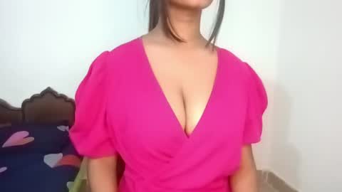 shreya_07 online show from July 2026 02:32:01 PM