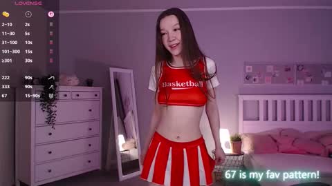 Snapshot of shriya_saran chatting on November 2025 02:06:01 PM Neila online show from November 2025 02:06:01 PM