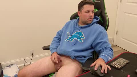 shroom online show from October 2025 06:42:01 PM