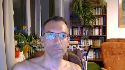 Snapshot of shsfdfl198152 chatting on September 2025 06:07:01 PM Dniel Gyrffy online show from September 2025 06:07:01 PM