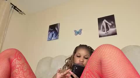 Snapshot of shugacubee chatting on May 2026 07:01:01 PM EVA online show from May 2026 07:01:01 PM