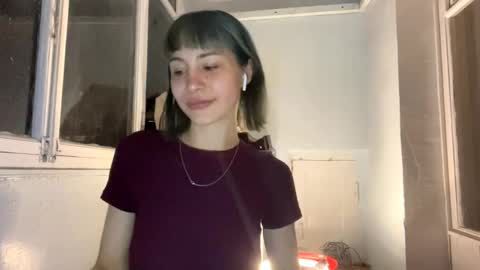 Kira online show from May 2026 07:11:01 PM