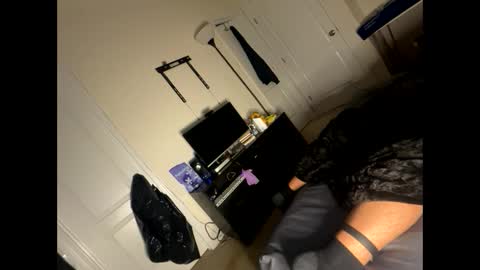 Snapshot of shurthingxx chatting on March 2025 01:09:01 PM shurthingxx online show from March 2025 01:09:01 PM