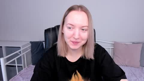 Snapshot of shy_annacutie chatting on March 2025 05:35:02 AM Anna online show from March 2025 05:35:02 AM