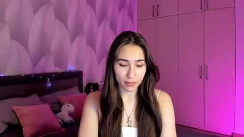 Snapshot of shy_bambiii chatting on February 2025 12:09:01 AM Mika online show from February 2025 12:09:01 AM