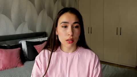 Mika online show from April 2026 03:50:01 AM