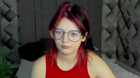 shy_elina01 online show from December 2025 05:05:01 AM