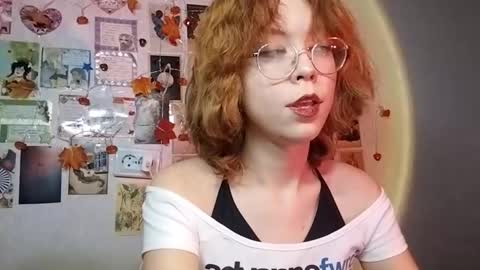 Milena online show from November 2025 01:10:02 PM