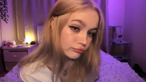 Megan 3 online show from September 2025 09:38:01 PM