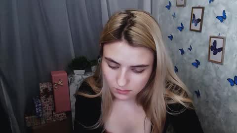 shy_sabrina_ online show from January 2025 04:48:01 PM