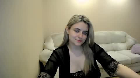 shy_sabrina_ online show from April 2026 09:01:02 PM