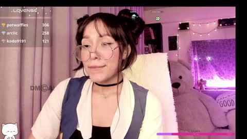 Snapshot of shyangie24 chatting on January 2025 06:16:02 AM Angeline 3 independent come here when am horny... online show from January 2025 06:16:02 AM