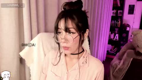 Snapshot of shyangie24 chatting on September 2025 05:20:02 AM Angeline 3 independent come here when am horny... online show from September 2025 05:20:02 AM