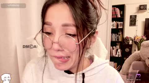 Snapshot of shyangie24 chatting on September 2025 06:19:02 AM Angeline 3 independent come here when am horny... online show from September 2025 06:19:02 AM