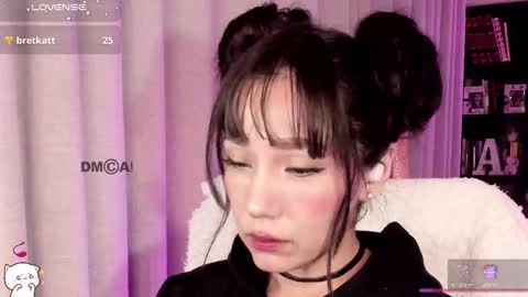 Snapshot of shyangie24 chatting on November 2025 02:43:02 AM Angeline 3 independent come here when am horny... online show from November 2025 02:43:02 AM