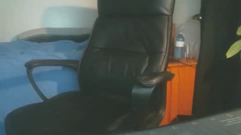 shyboyhugecum2020 online show from May 2026 03:01:01 AM