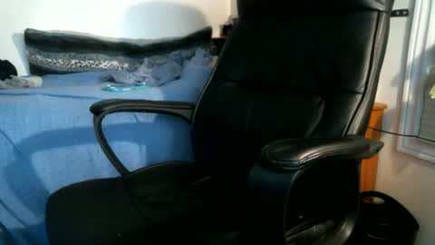 shyboyhugecum2020 online show from May 2026 01:22:02 AM