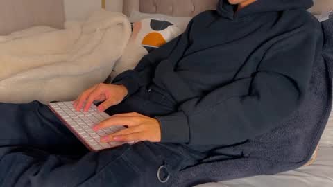 shydude666 online show from December 2025 10:41:02 PM