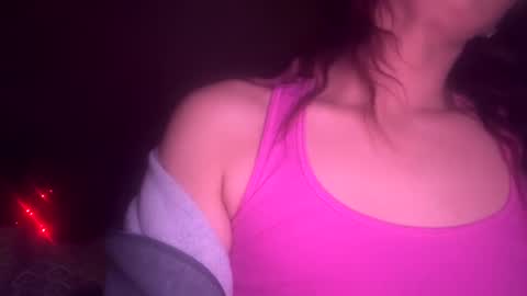 Snapshot of shyg1r1 chatting on December 2024 09:58:01 AM Sasha online show from December 2024 09:58:01 AM