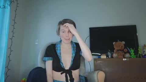 Hippie online show from January 2025 12:45:02 PM