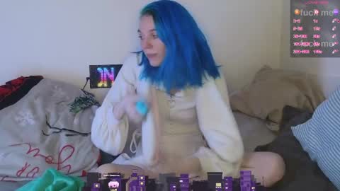 Hippie online show from April 2026 11:42:01 PM