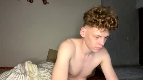 Snapshot of shyredstar chatting on December 2024 05:25:01 AM Tom and Betty online show from December 2024 05:25:01 AM