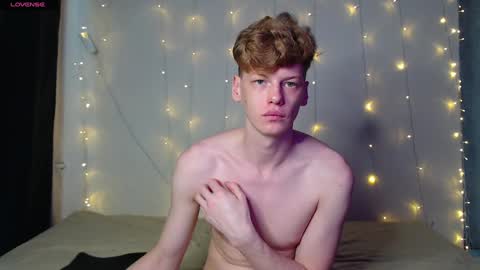 Snapshot of shyredstar chatting on January 2025 09:24:02 AM Tom and Betty online show from January 2025 09:24:02 AM