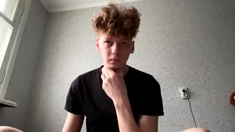 Snapshot of shyredstar chatting on January 2025 11:15:02 AM Tom and Betty online show from January 2025 11:15:02 AM