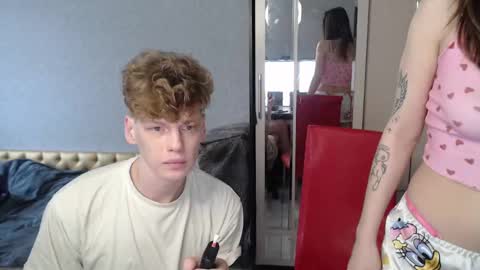 Snapshot of shyredstar chatting on February 2025 11:43:02 AM Tom and Betty online show from February 2025 11:43:02 AM