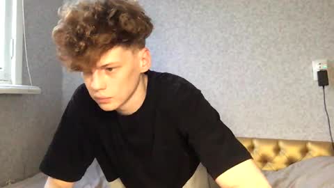 Snapshot of shyredstar chatting on February 2025 12:33:01 PM Tom and Betty online show from February 2025 12:33:01 PM