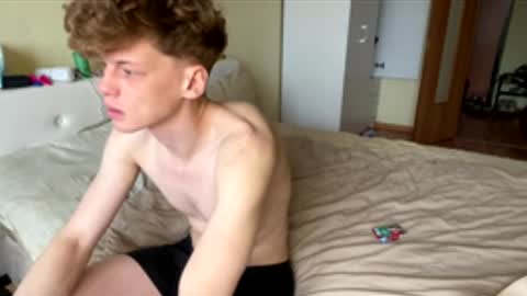 Snapshot of shyredstar chatting on November 2025 08:07:01 AM Tom and Betty online show from November 2025 08:07:01 AM