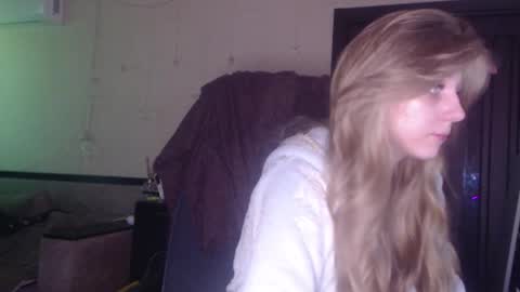 Snapshot of sia_events chatting on December 2025 04:58:02 PM Anastasia online show from December 2025 04:58:02 PM