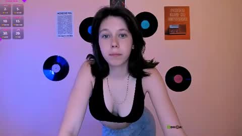 Snapshot of sia_moon1 chatting on June 2026 07:23:01 PM sia_moon1 online show from June 2026 07:23:01 PM