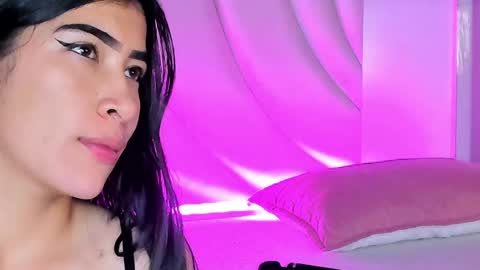 Siara and Zoe tattoo online show from May 2026 12:40:02 AM