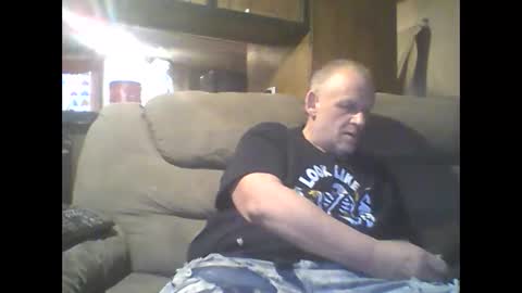 Bill online show from February 2026 09:32:01 PM