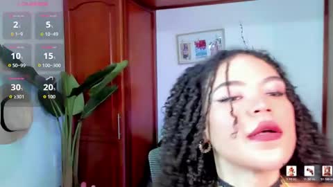 Vaiolet online show from February 2026 03:34:02 PM