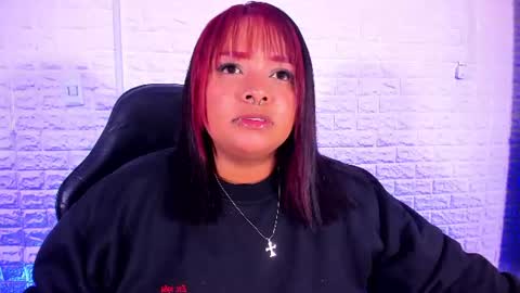 Snapshot of sienna_lux01 chatting on July 2026 03:24:02 AM sienna_lux01 online show from July 2026 03:24:02 AM