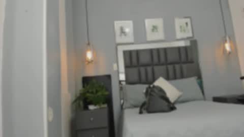 Keira online show from November 2025 11:30:01 AM