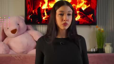 Eva  online show from April 2026 11:29:01 AM