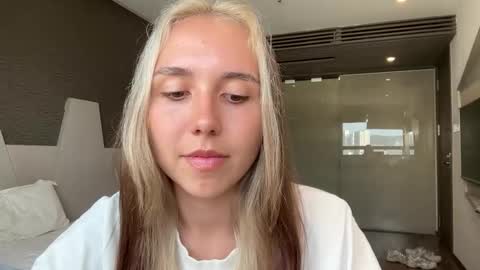 You fav Miss Si online show from February 2026 09:19:02 AM