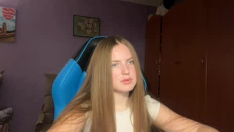 Erica online show from April 2026 06:31:02 PM