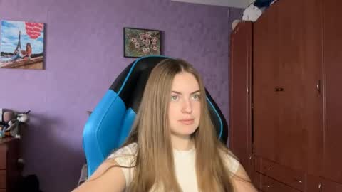 Erica online show from April 2026 07:55:01 AM