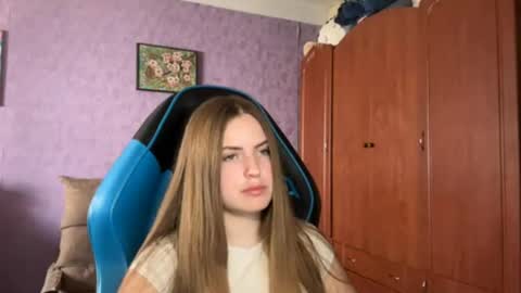 Erica online show from May 2026 12:22:01 PM